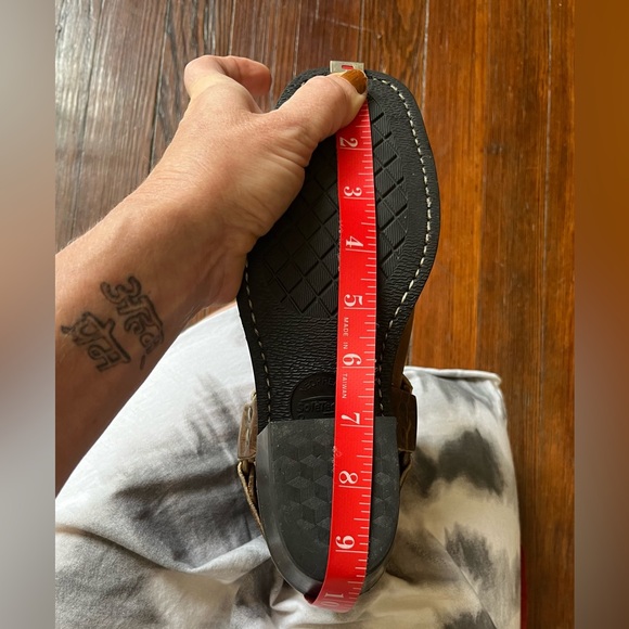 Frye brown leather harness boots distressed size 6.5 - Picture 4 of 16